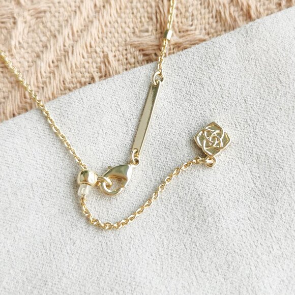 Kendra Scott - Letter A Pendant Necklace Gold - Picture 4 of 4